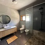 7 House, 2 Kitchens * ヴィラ・ノヴァ・デ・ガイア