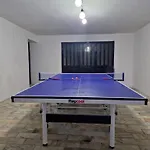 7 House, 2 Kitchens * فيلا نوفا دي غايا
