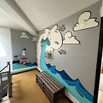 7 House, 2 Kitchens * فيلا نوفا دي غايا