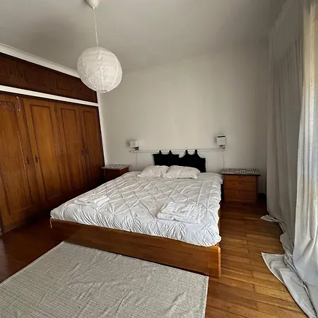 7 House, 2 Kitchens Villa Porto