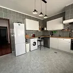 7 House, 2 Kitchens *