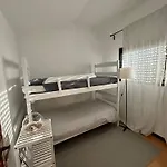7 House, 2 Kitchens *