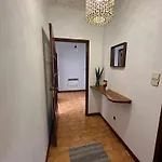 7 House, 2 Kitchens * Vila Nova de Gaia