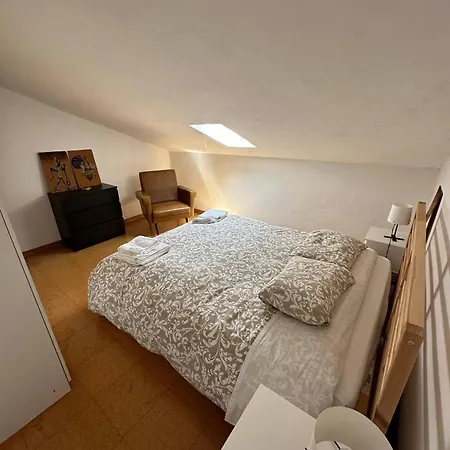 7 House, 2 Kitchens Villa Oporto