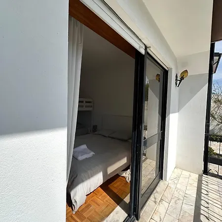 Villa 7 House, 2 Kitchens Oporto