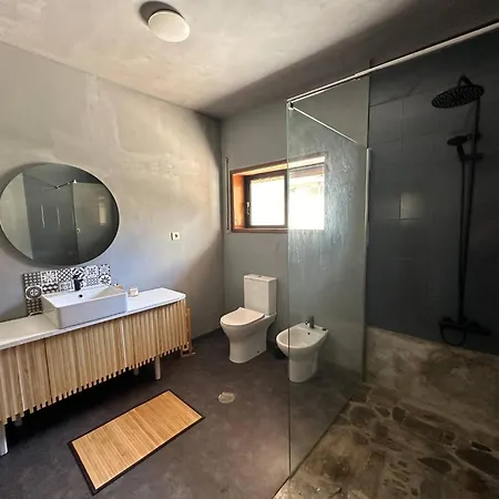 7 House, 2 Kitchens * 빌라노바데가이아
