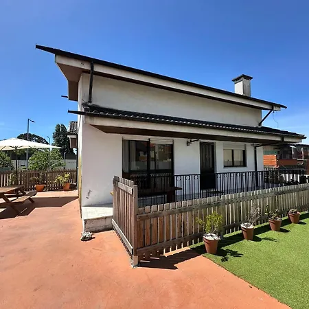 7 House, 2 Kitchens Villa Oporto